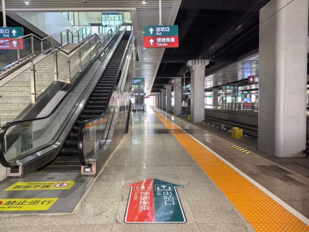 昆明南站便捷换乘攻略：两条路线详解，春运出行更顺畅