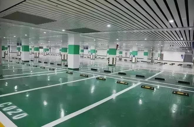 购买停车位时位置怎么选？有人说越靠近电梯越好，其实都选错了