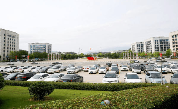 “矿四区”华丽变身“景四区” 贺州市平桂区打造旅游带动产业绿色转型发展新样板