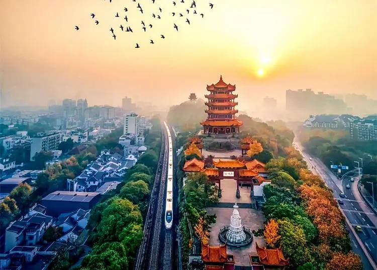 湖北省真的是除了武汉比较强外，其他城市的存在感都比较低吗？