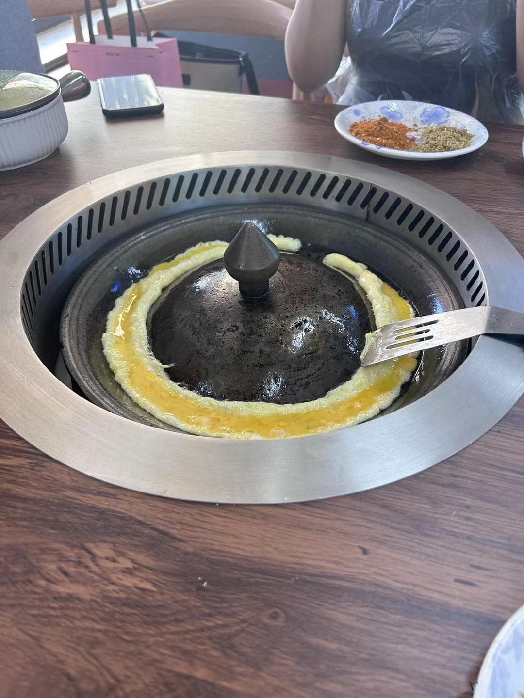 贴秋膘：内蒙古铁帽烤肉的独特魅力