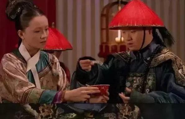 揭秘银饰变黑：氧化反应而非吸出毒素