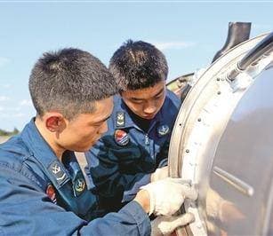 "小工具"做出大文章：海军航空兵某部官兵创新实践纪实