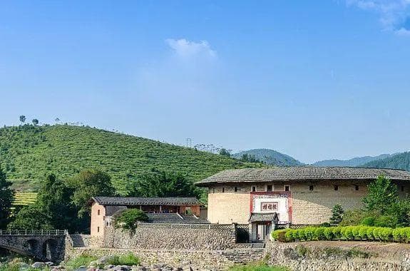 福建龙岩旅游攻略：3天玩转土楼、冠豸山等景点