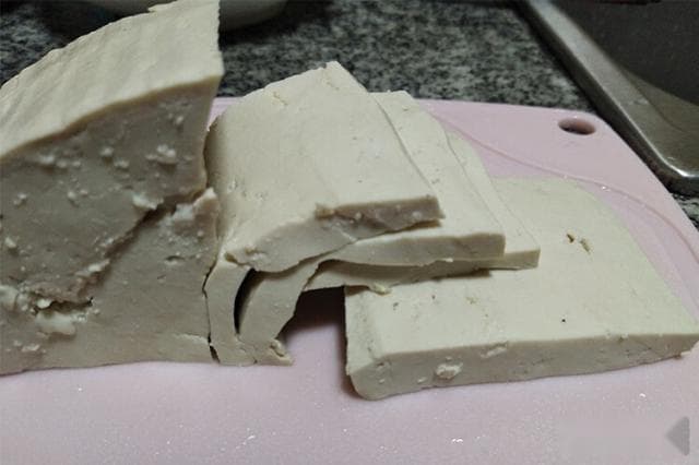 小葱拌豆腐的做法和营养功效