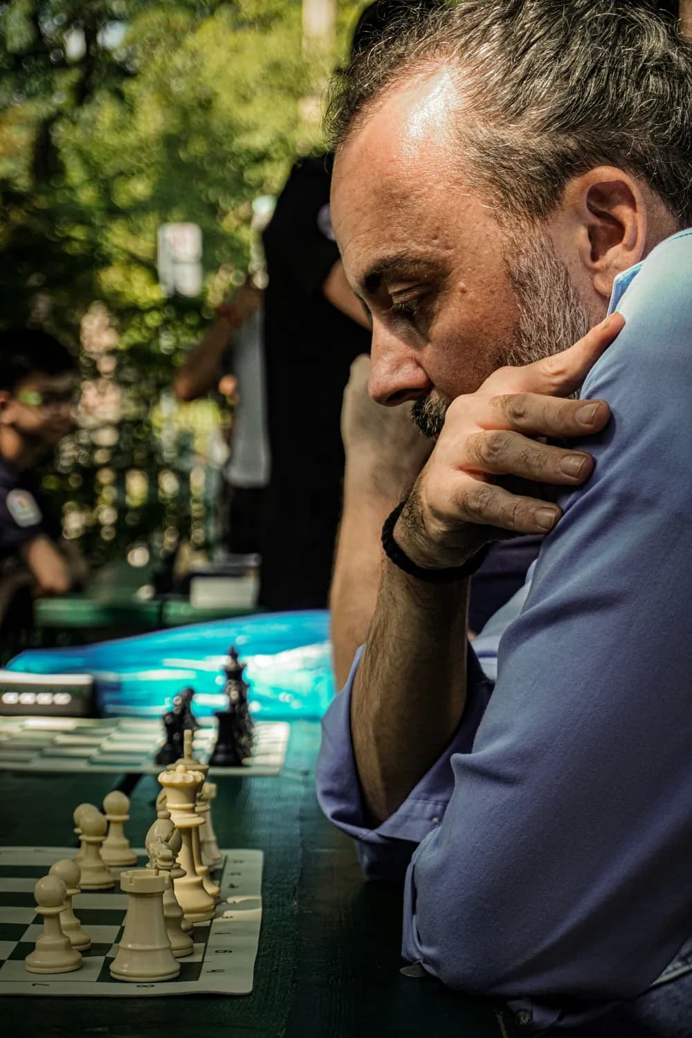 杭州亚运会象棋冠军涉违规，三人被终身禁赛