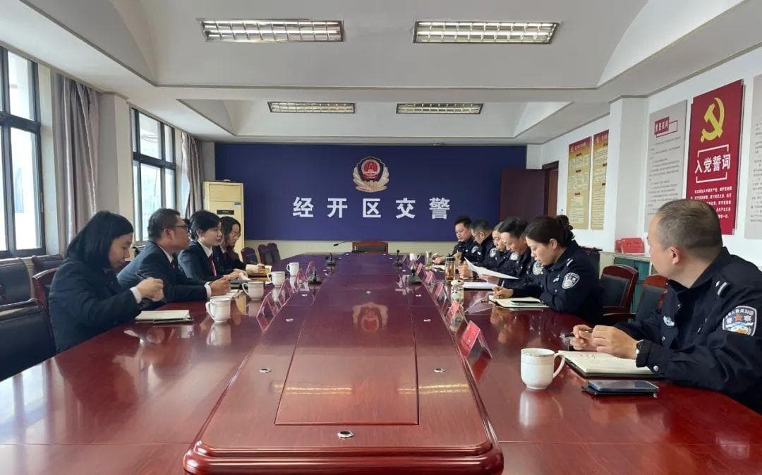 庭队共建凝合力，助力道交案件快调处