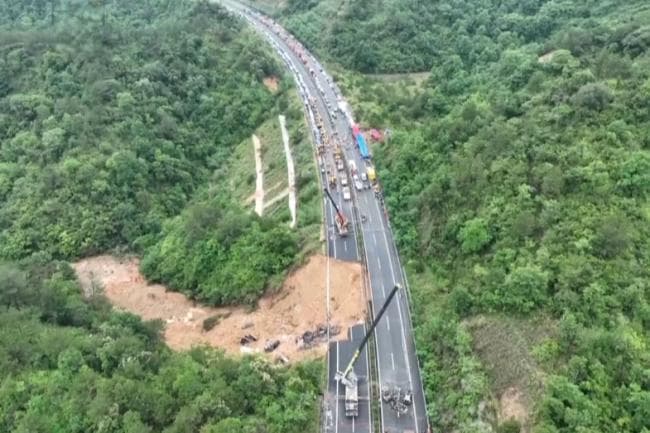 梅大高速塌方事件调查报告发布：8个月查明是不可抗力导致