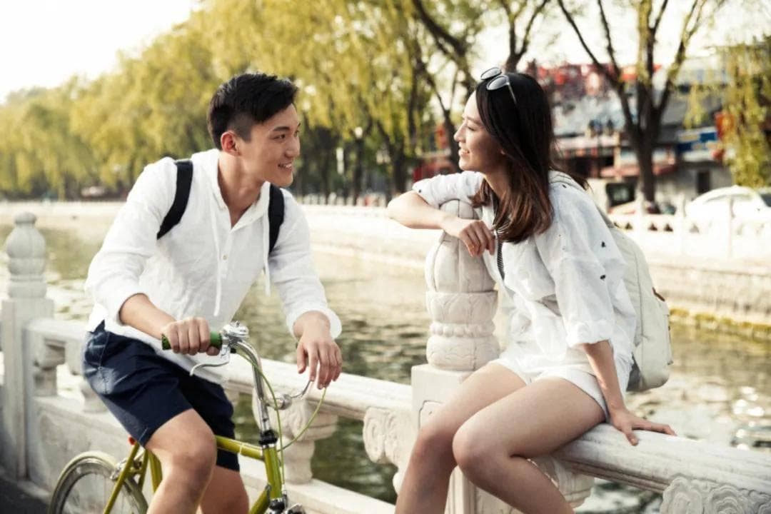 志愿服务扎根社区的重要性及其促进个人成长的综合分析研究