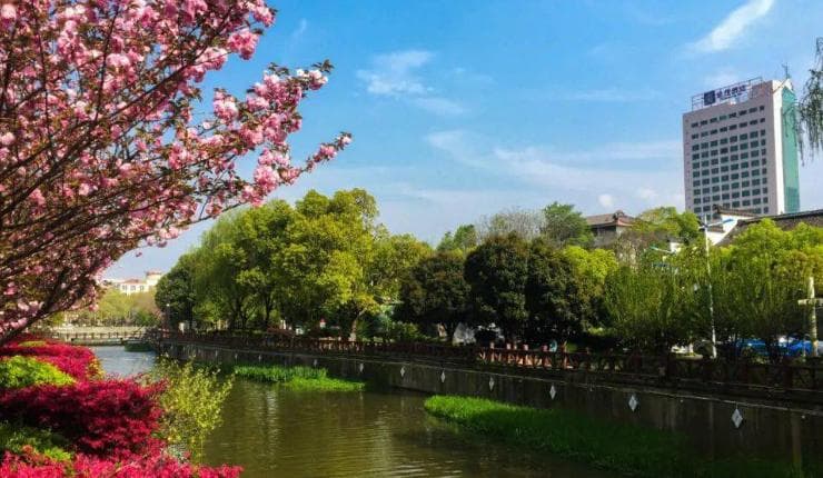 浙江宁波慈溪市值得游玩的旅游景点有哪些？自驾游有什么攻略？