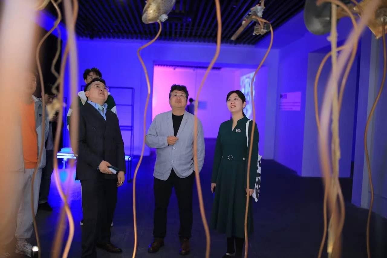 混合媒介与人工智能融合，带来怎样的艺术新体验？