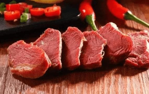 甄轻松：要想瘦多吃肉!