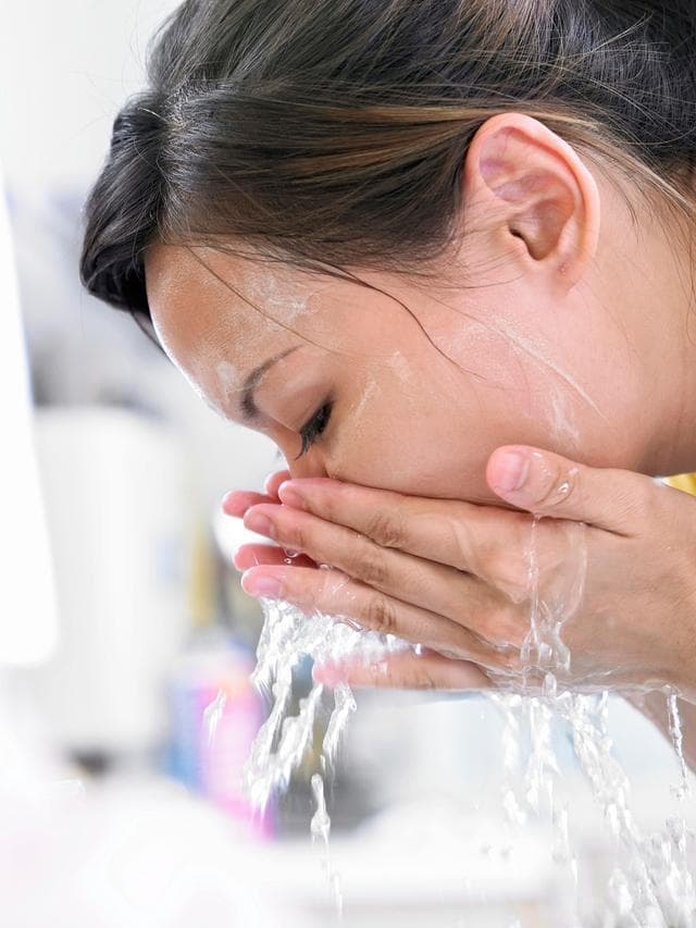 洗脸误区：9大常见错误让你的脸越洗越脏！
