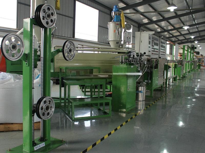 精确施工指南，光伏电缆敷设的步骤与顺序