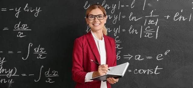 高校教师的寒冬已然来临：学历贬值与现实困境