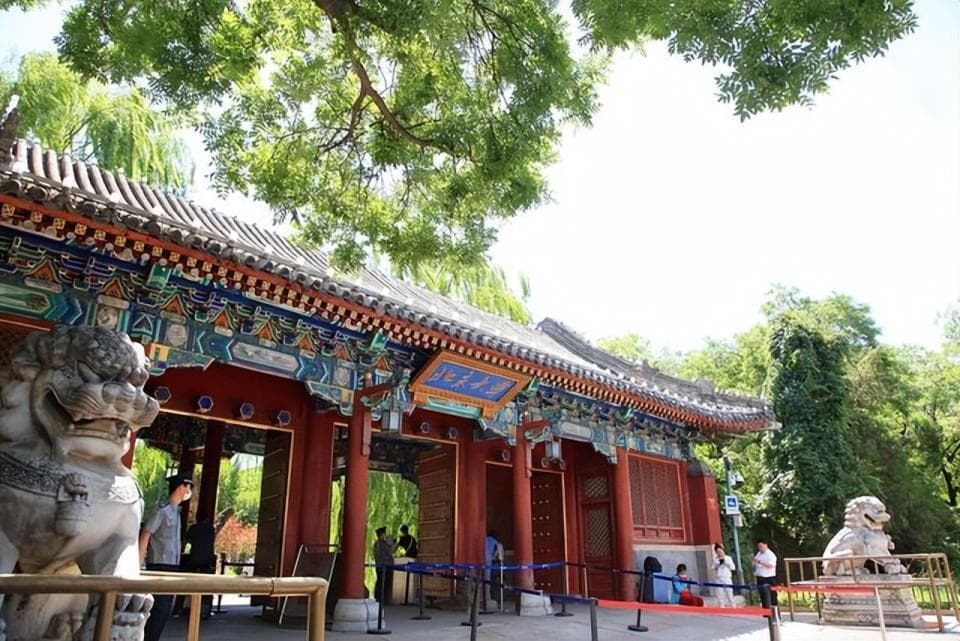 17所985下降，南科大跳水75名，华科上升，2024QS排名分析