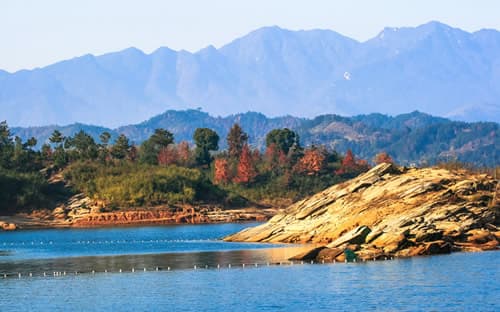 花亭湖风景名胜区：安徽太湖县的旅游明珠