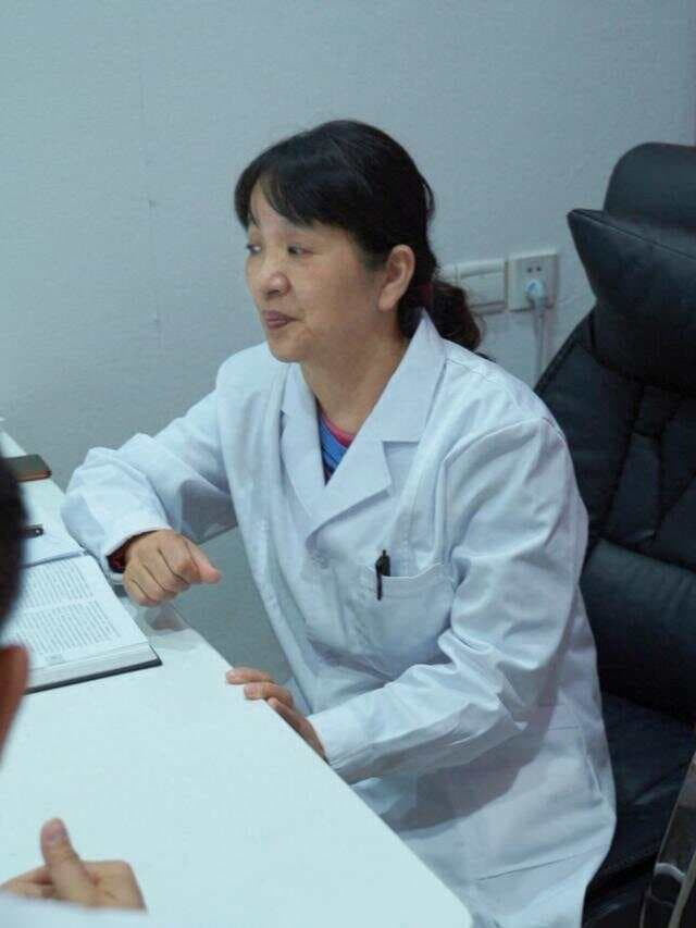双相情感障碍发病前的10个信号，千万要警惕！