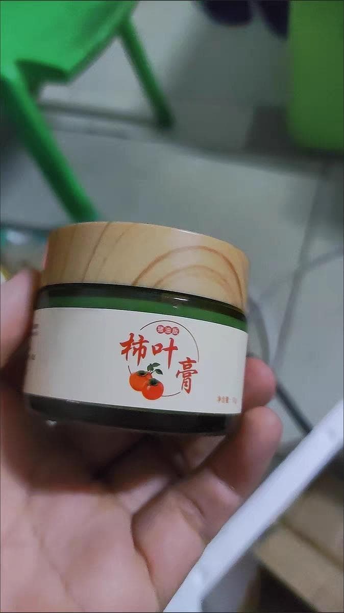 天然还是科技？一文读懂柿叶猪油膏与现代护肤品的优劣