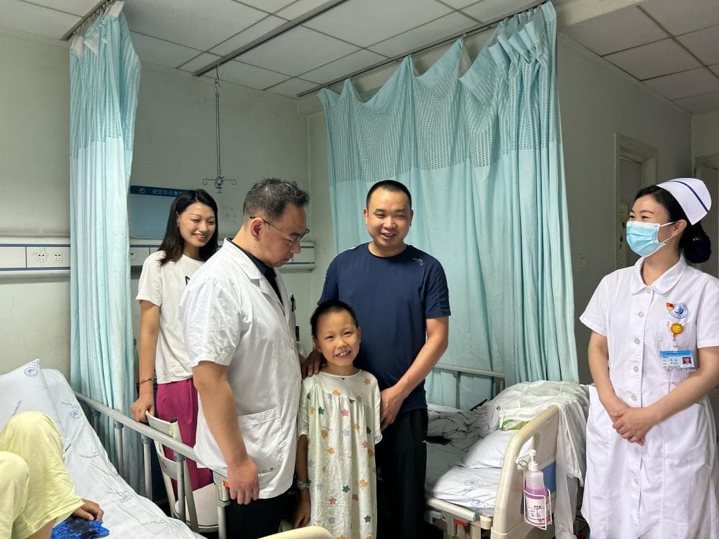 暑假安全！预防儿童摔伤，一起学做“不倒翁”！