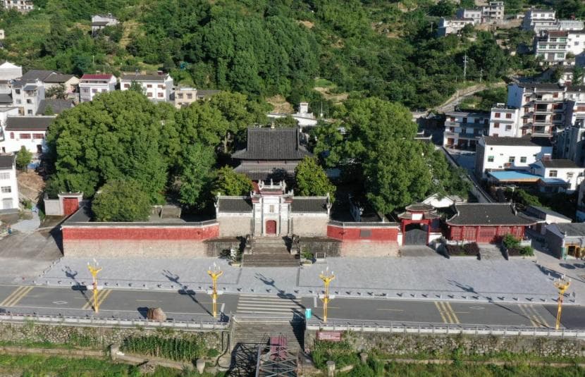 一条跨越百年的洪水痕迹