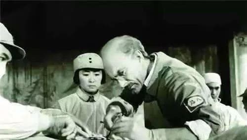 谈白求恩精神在中国抗战胜利中的巨大历史意义和现实意义