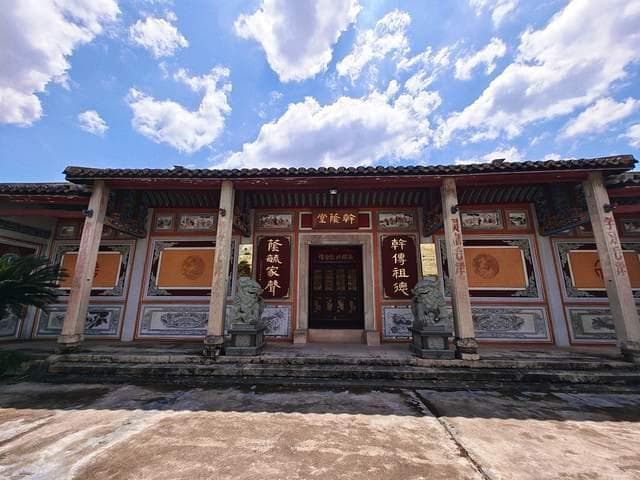 潮汕铁路开创中国近代民办铁路先河，创办人故居藏于梅州千年古镇