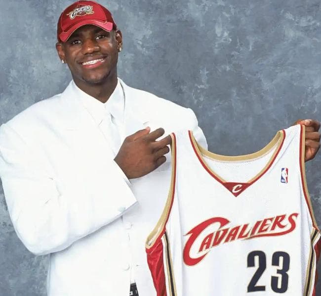如果把NBA70多年状元放一起选秀，谁会脱颖而出？这5人最有希望