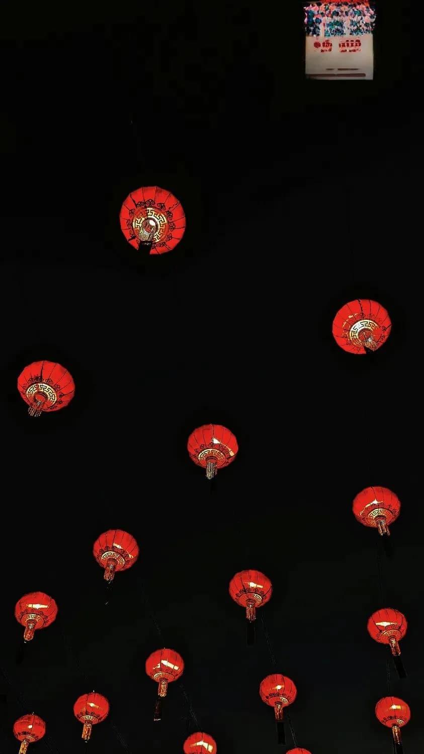 自制新年表情包，让祝福更有新意！