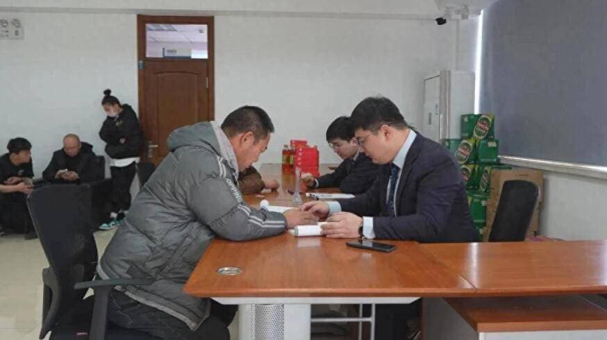 黑龙江集贤县：人勤春来早 金融服务春耕忙