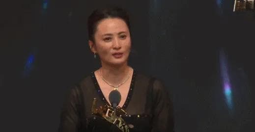 蒋勤勤获亚洲电影大奖影后，家庭生活揭秘