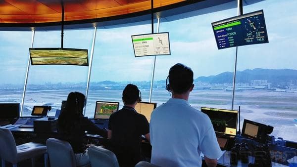 深圳空管全力保障2024年夏秋航季飞行安全