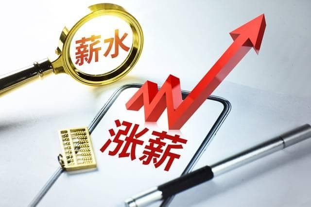 酒泉特色美食：驴肉黄面、手抓羊肉等