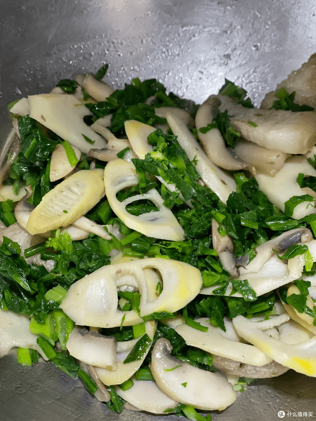 春日限定 | 荠菜春笋炒蘑菇，一口鲜到心坎里
