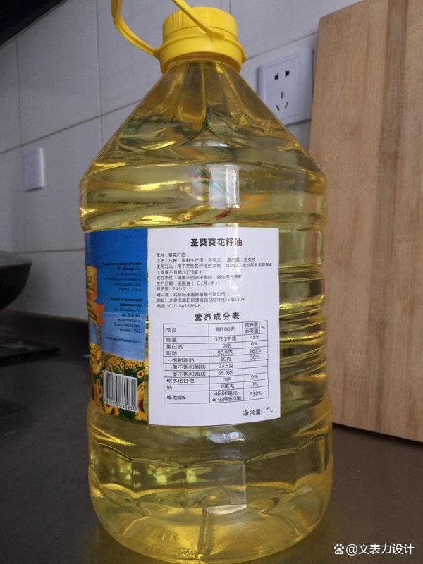 葵花籽油与菜籽油：烹饪之选与健康之析