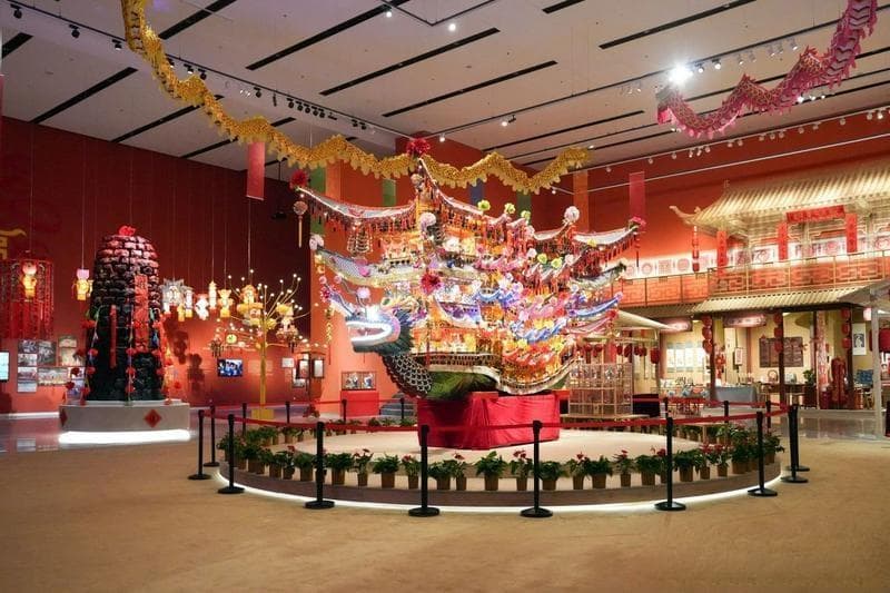 首个“非遗春节”带火新中式旅游：各地文旅“花式”出招，酒店预订量激增