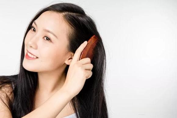 洗完头发后，怎样科学把头发弄干？这个方法最好