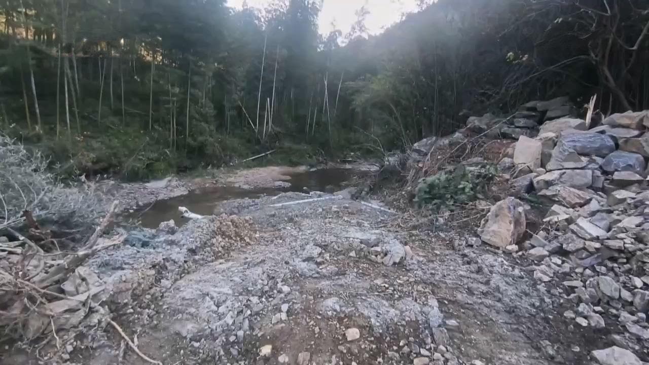 执法亮剑，斩断“固废”跨区域违法倾倒链！