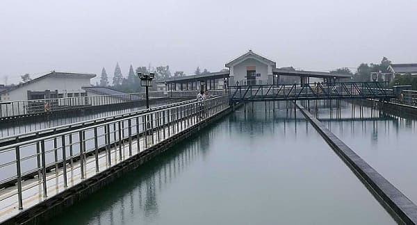 重建自来水安全防线：自来水厂综合消毒法的全方位优化策略