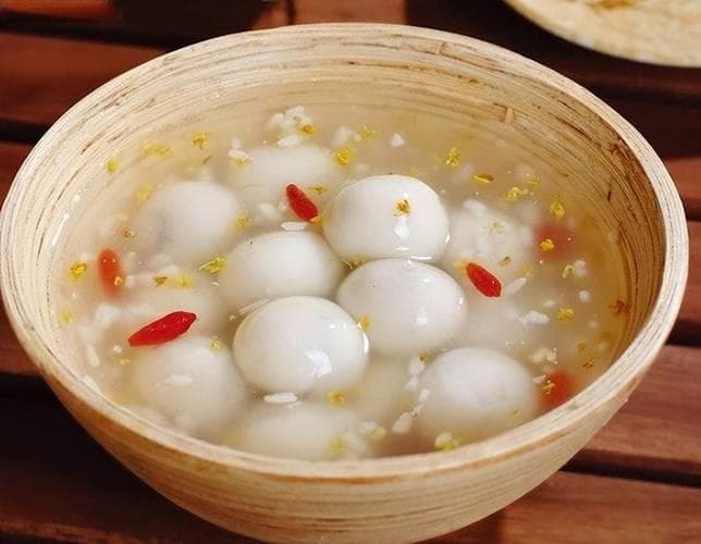 饺子与汤圆的千年之争：谁才是真正的春节餐桌霸主？