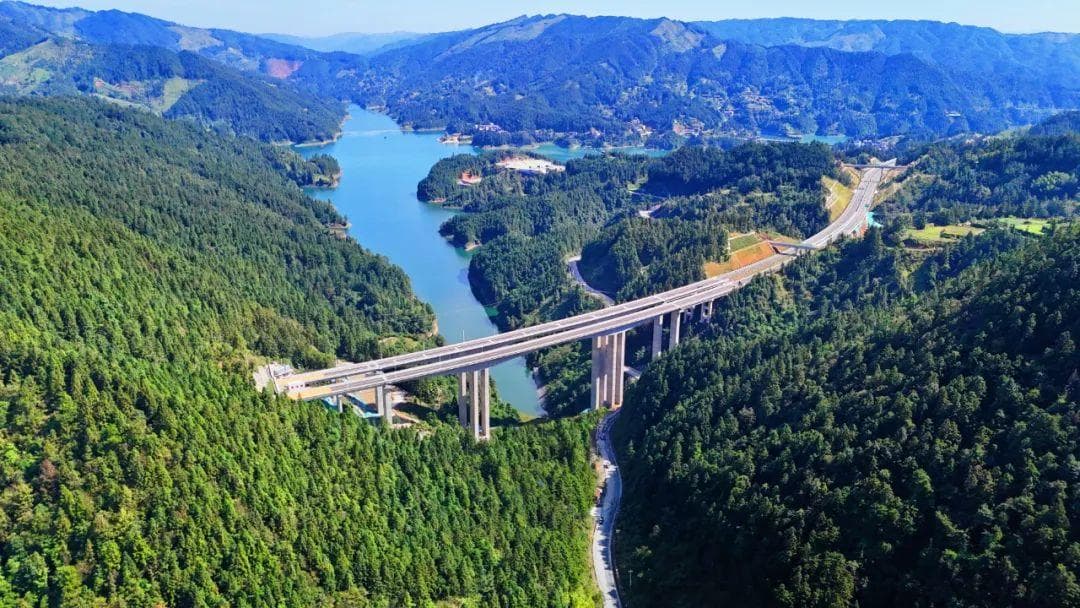 剑黎高速建成通车！贵州南北高速路网再添新通道