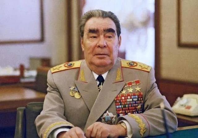 勃列日涅夫在位18年，苏联国力达到了最强，为何对他的评价却不高