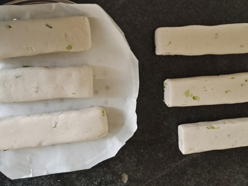 在家也能做膨化薯片！芋头版酥脆小零食教程