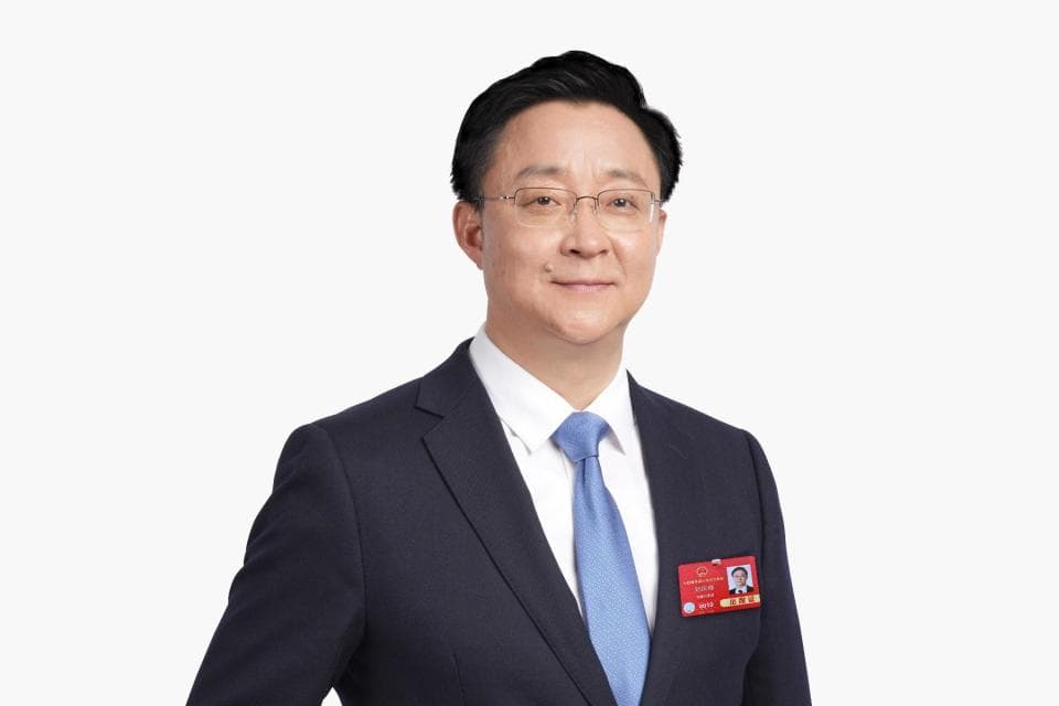 “AI幻觉”带来数据污染，科大讯飞董事长刘庆峰：开展深度鉴伪，定期清理幻觉数据