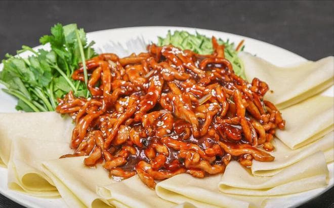 京酱肉丝，酱香浓郁口感丰富