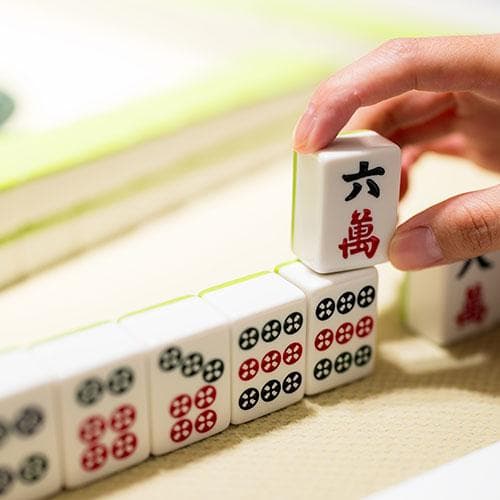 麻将吃牌、碰牌、杠牌规则总整理，3分钟快速搞懂麻将玩法！