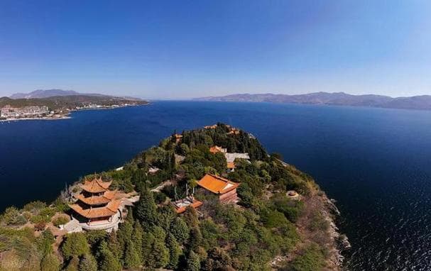 抚仙湖必去六个景点（抚仙湖最值得去的六大景点）