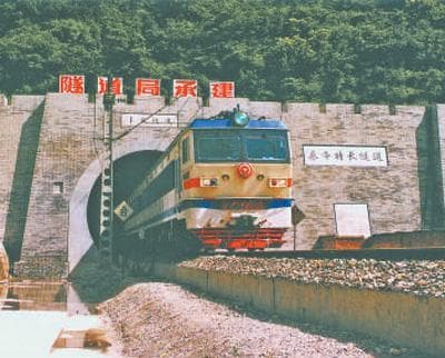 中国隧道  穿山越海（大数据观察）