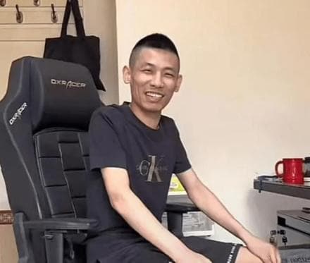 旭旭宝宝：从游戏主播到慈善家的转型之路