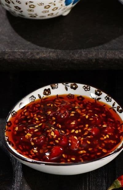 衣服上的辣椒油怎么洗掉？多种实用清洁方法